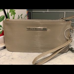 Steve Madden Wristlet